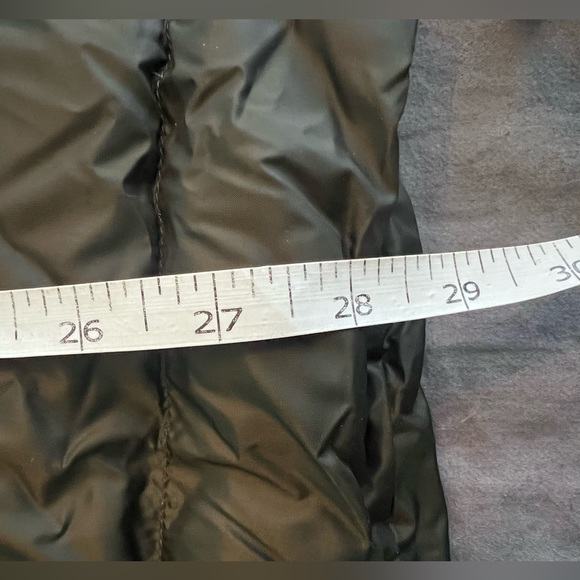 NWT Lululemon All Days Vest Dark Olive size 2 - Picture 9 of 10